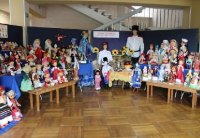 выставка кукол в национальных костюмах